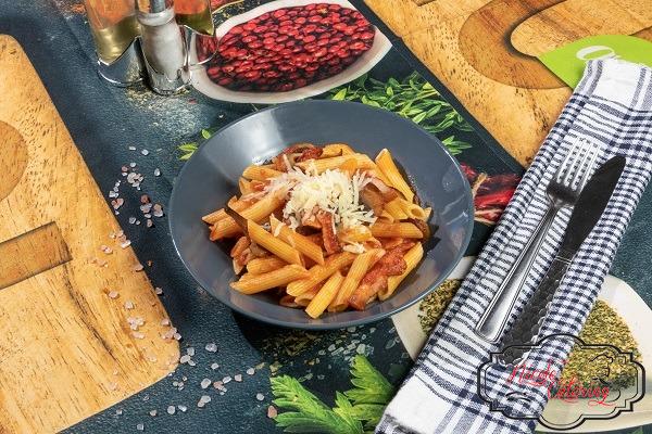 Penne Milanese de la Nicole Catering