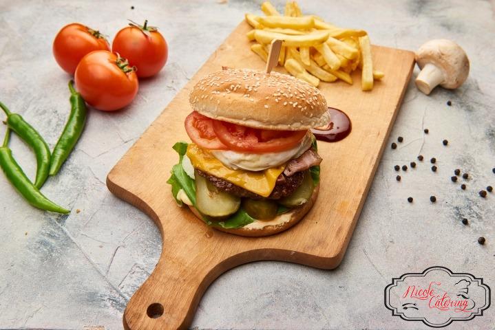 Meniu Burger Breakfast de la Nicole Catering