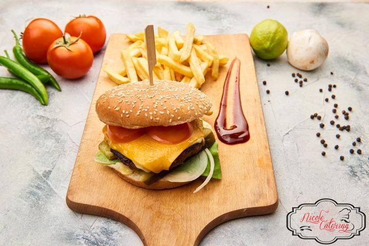 Fresh Burger de la Nicole Catering